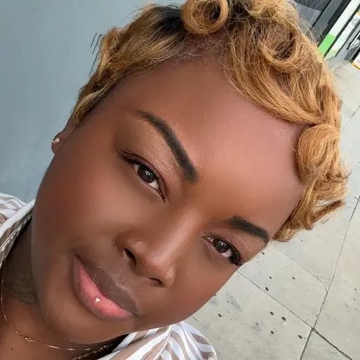 Jamila Burton Headshot