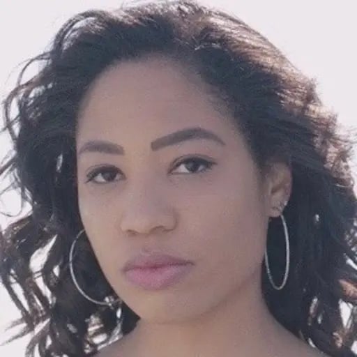 Taylor Emmer Headshot